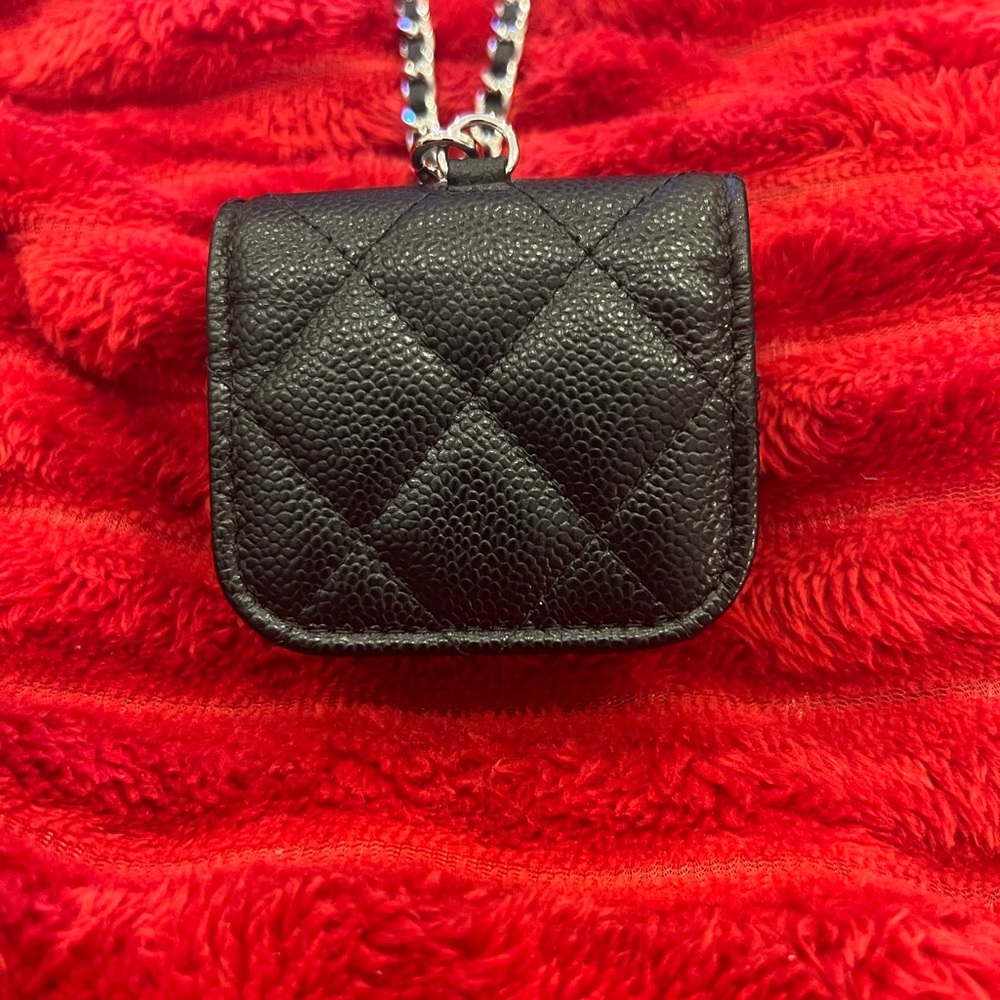CHANEL Black Mini Bag with Silver Chain - Picture 3 of 11